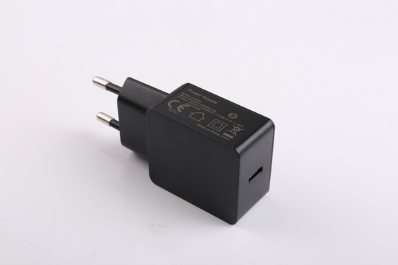 旅行USB力のアダプター20W PDのAU EU米国イギリスは5V 3A 9V 2.22A 12V 1.67Aを差し込む